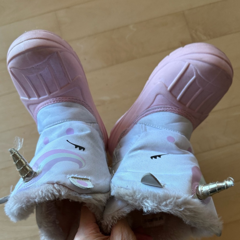 Girls unicorn lover snow boots
